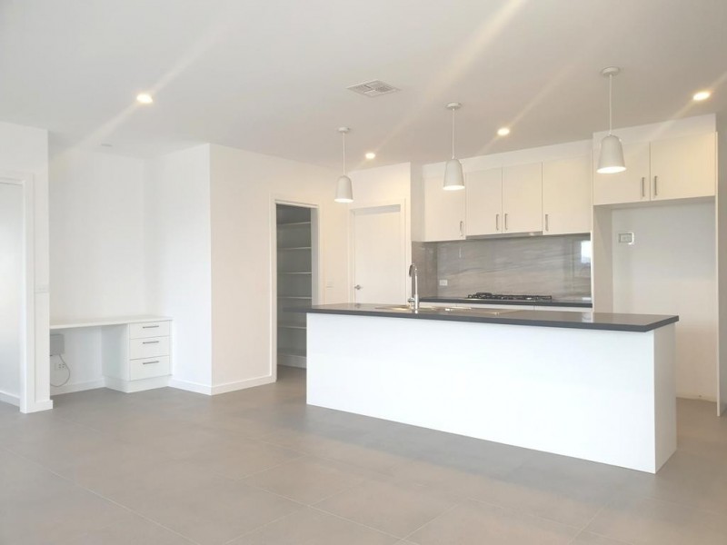 32 Montgomery Avenue, Googong NSW 2620