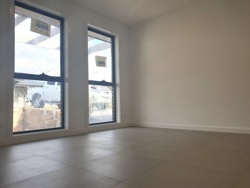 32 Montgomery Avenue, Googong NSW 2620