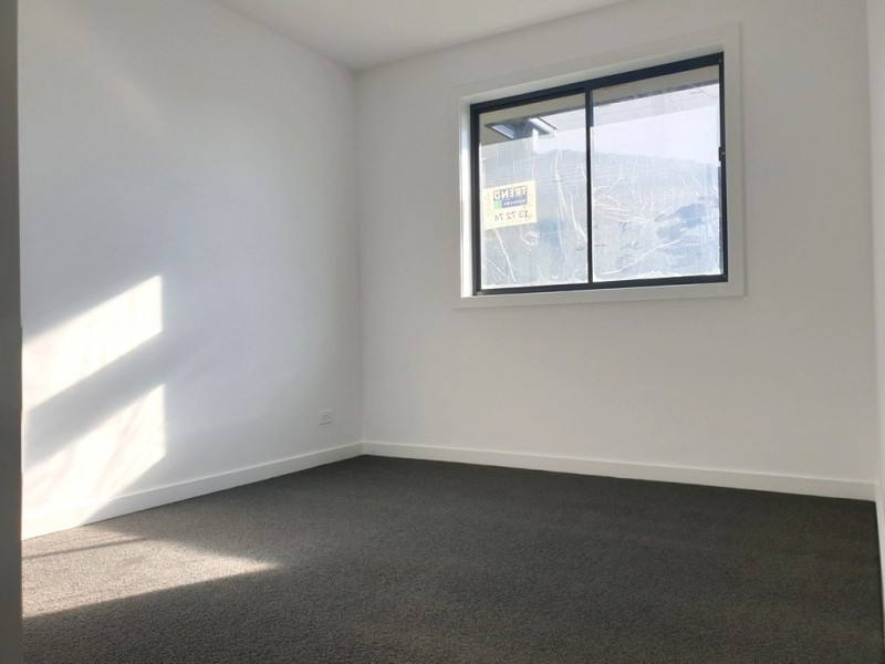 32 Montgomery Avenue, Googong NSW 2620