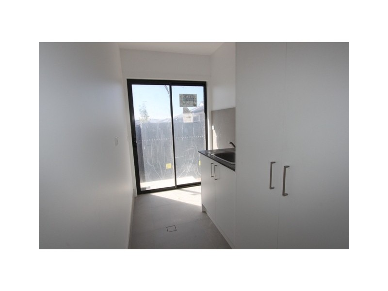 32 Montgomery Avenue, Googong NSW 2620