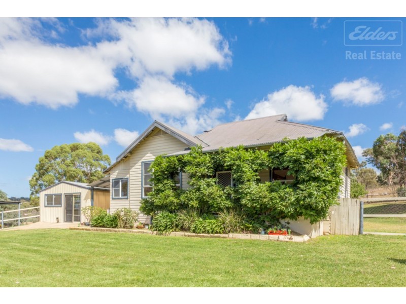 103 Whiskers Creek Road, Carwoola NSW 2620