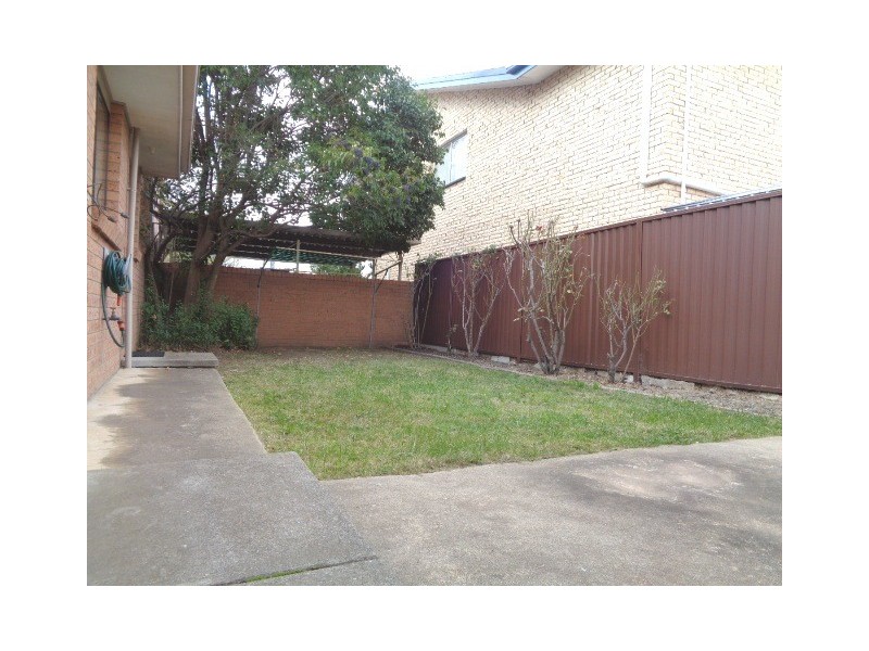 3/11 Donald Road, Queanbeyan NSW 2620