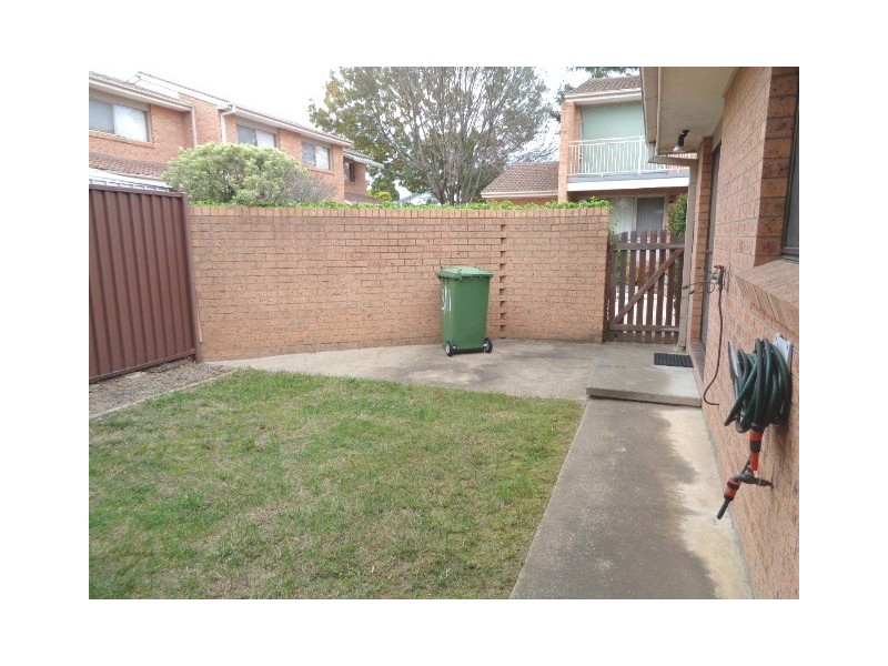 3/11 Donald Road, Queanbeyan NSW 2620