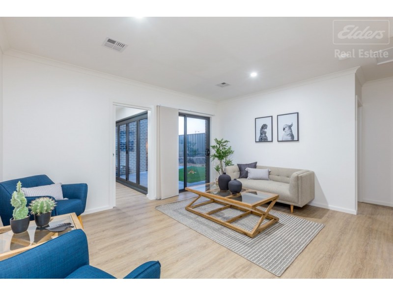 68 Aprasia Avenue, Googong NSW 2620