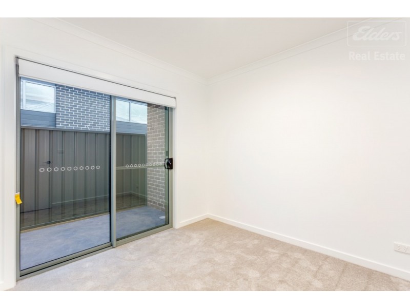 36 Zealie Bend, Googong NSW 2620