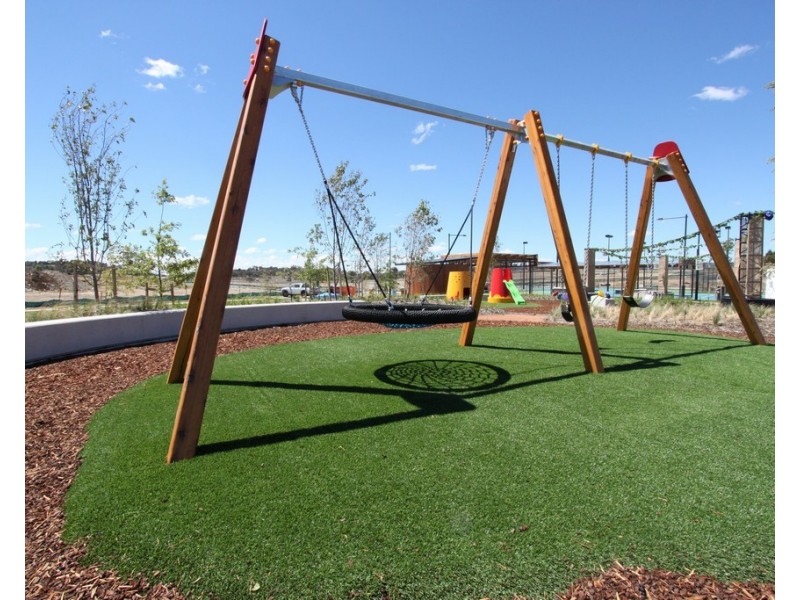 252 Gorman Drive, Googong NSW 2620