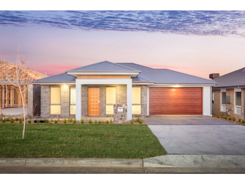 17 Mason Street, Googong NSW 2620