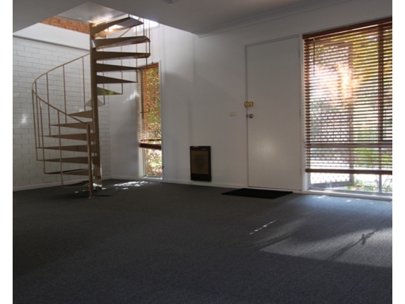 3/39 Ross Road, Queanbeyan NSW 2620