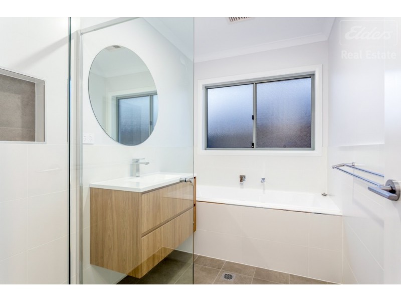3 Hopkins Street, Googong NSW 2620