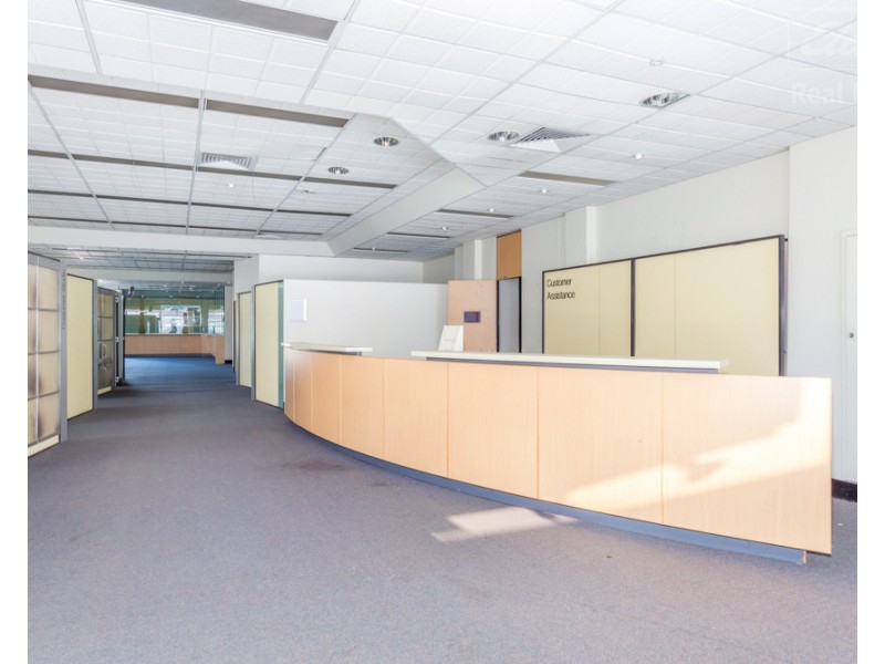 8 Monaro Street, Queanbeyan NSW 2620