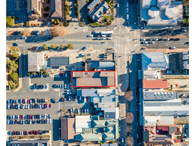 8 Monaro Street, Queanbeyan NSW 2620