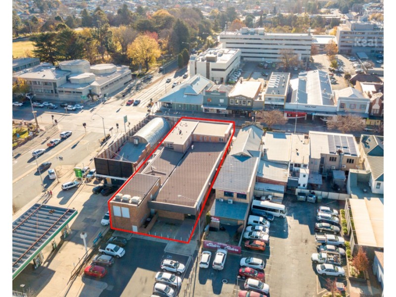 8 Monaro Street, Queanbeyan NSW 2620