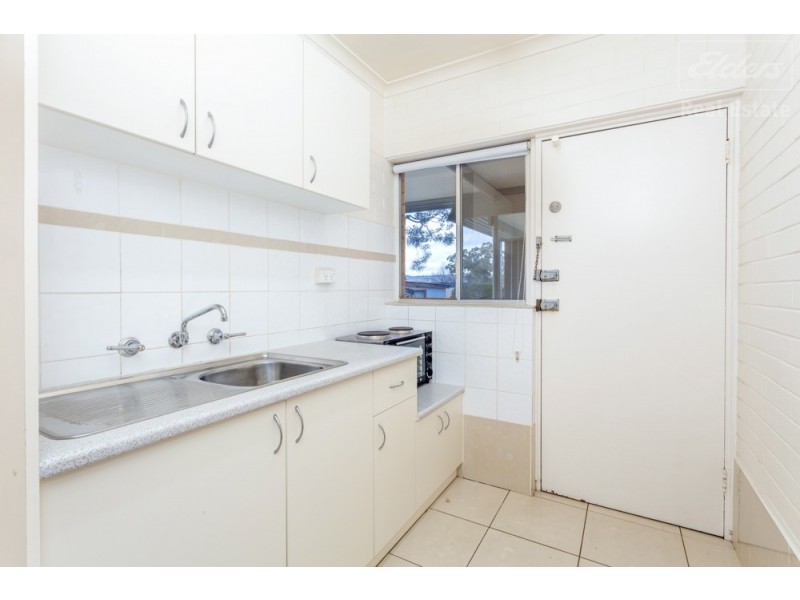 2/13-15 Gilmore Place, Queanbeyan NSW 2620