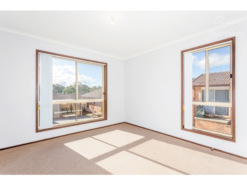 6/2 Lazarus Crescent, Queanbeyan West NSW 2620