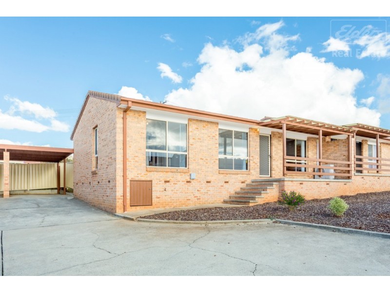 6/2 Lazarus Crescent, Queanbeyan West NSW 2620
