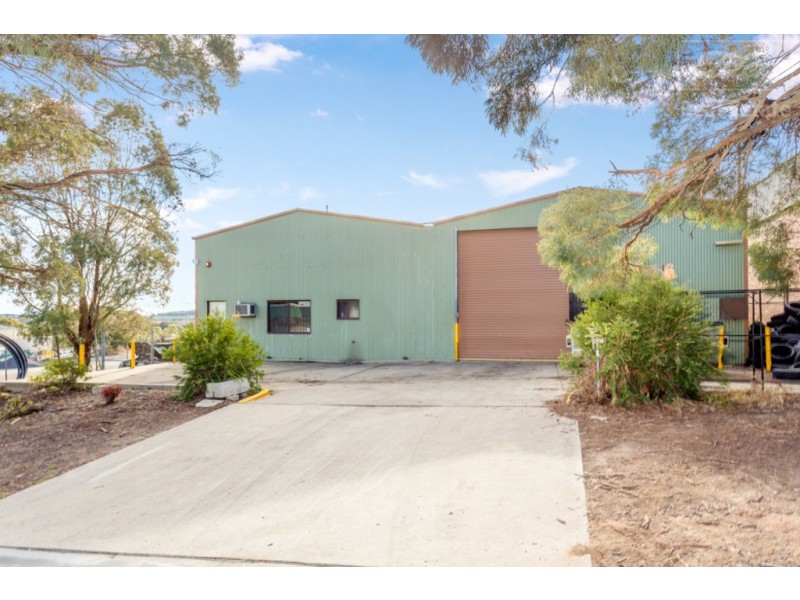 7A Barrow Place, Queanbeyan East NSW 2620