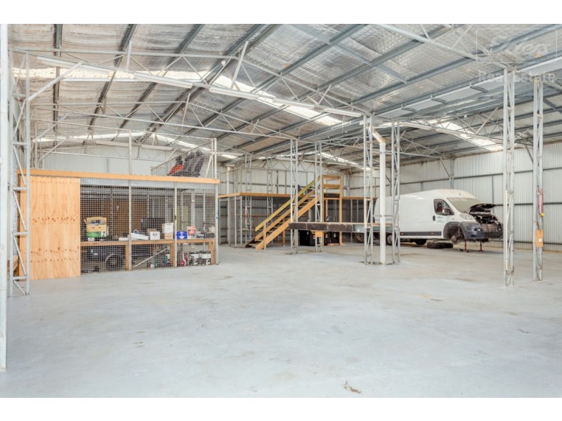 7A Barrow Place, Queanbeyan East NSW 2620