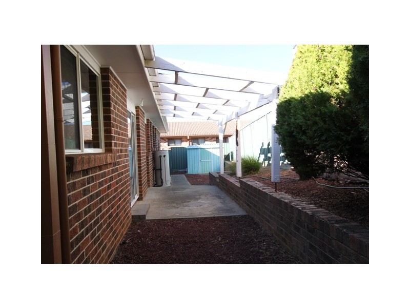 37 Sassafras Crescent, Karabar NSW 2620