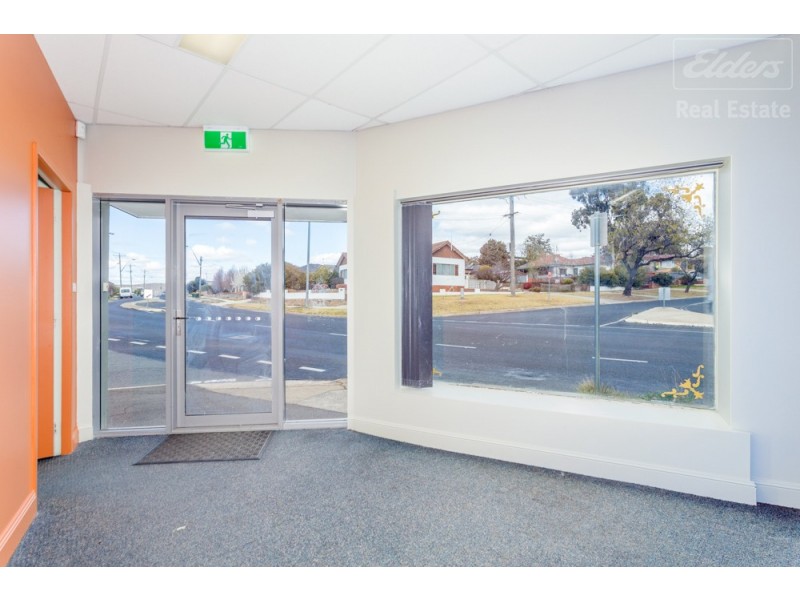 93 Uriarra Road, Queanbeyan NSW 2620