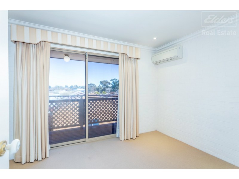 10/1A Davison Street, Queanbeyan NSW 2620