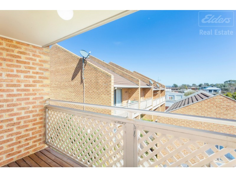 10/1A Davison Street, Queanbeyan NSW 2620
