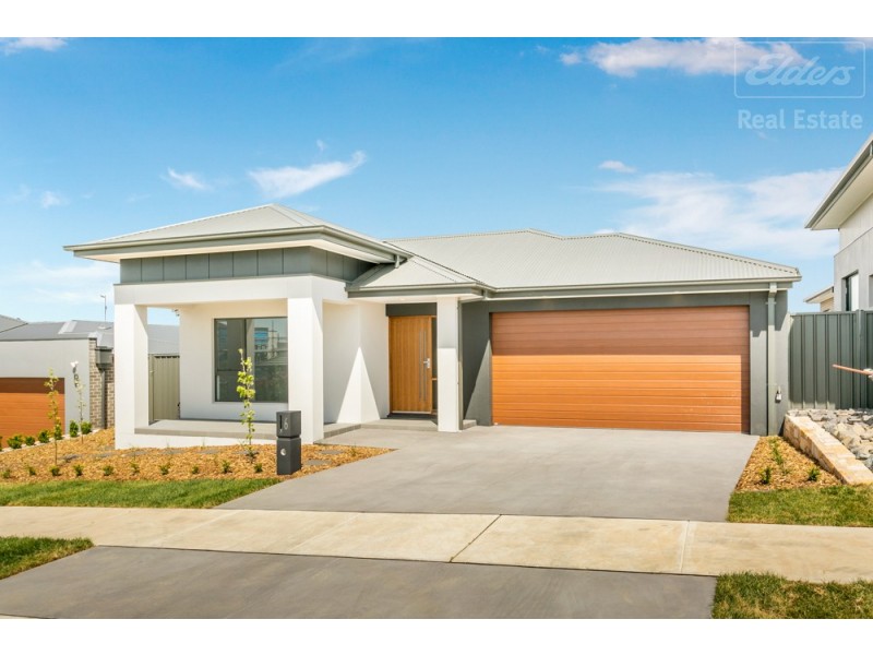 6 Flint Street, Googong NSW 2620