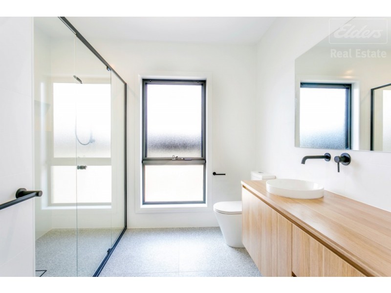 6 Flint Street, Googong NSW 2620