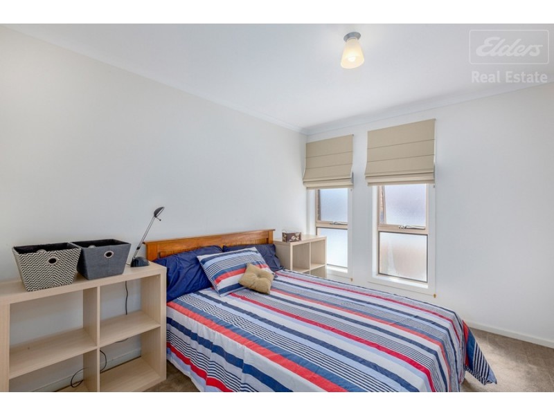 12/33 Macquoid Street, Queanbeyan NSW 2620