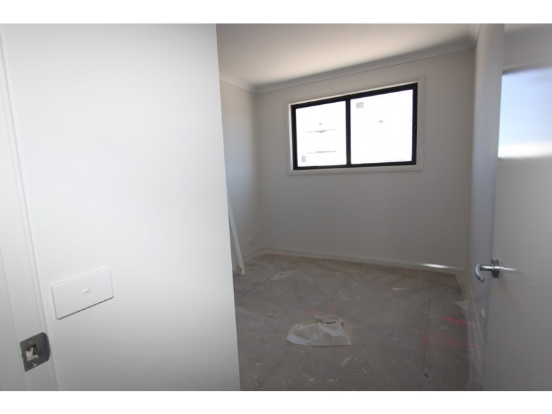 2a Percival Road, Googong NSW 2620