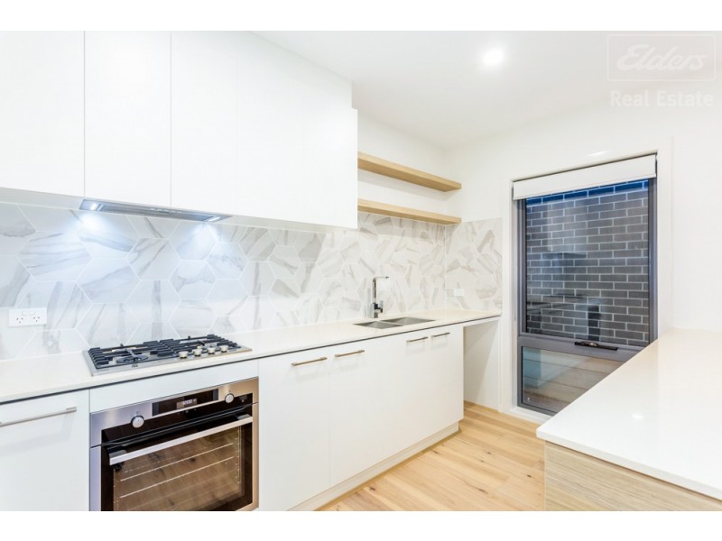 5 Tabrett Street, Googong NSW 2620