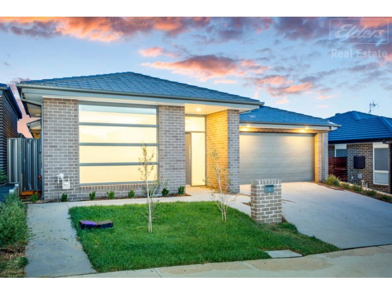 5 Tabrett Street, Googong NSW 2620