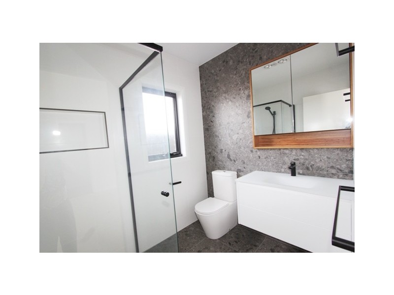 5 Erskine Loop, Googong NSW 2620