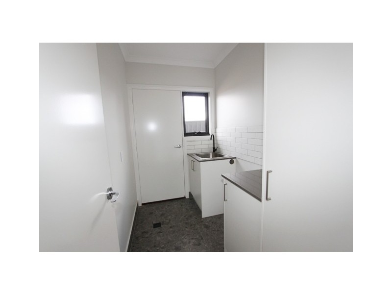 5 Erskine Loop, Googong NSW 2620