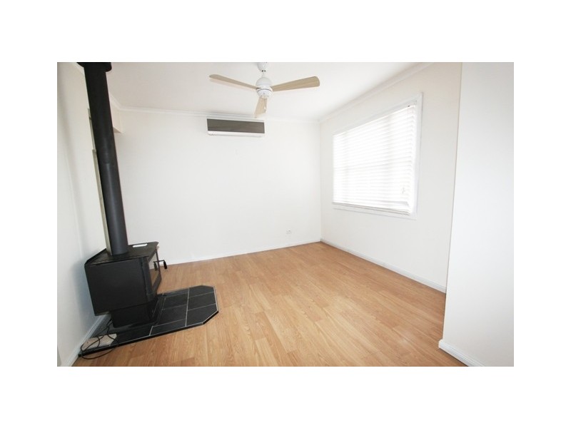 55 The Crescent, Queanbeyan NSW 2620