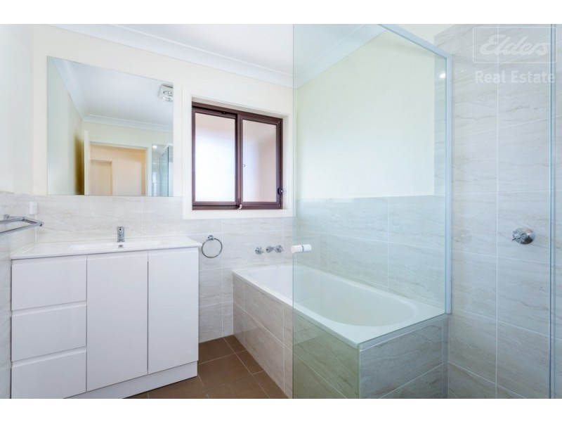 2/21 Broughton Place, Queanbeyan NSW 2620