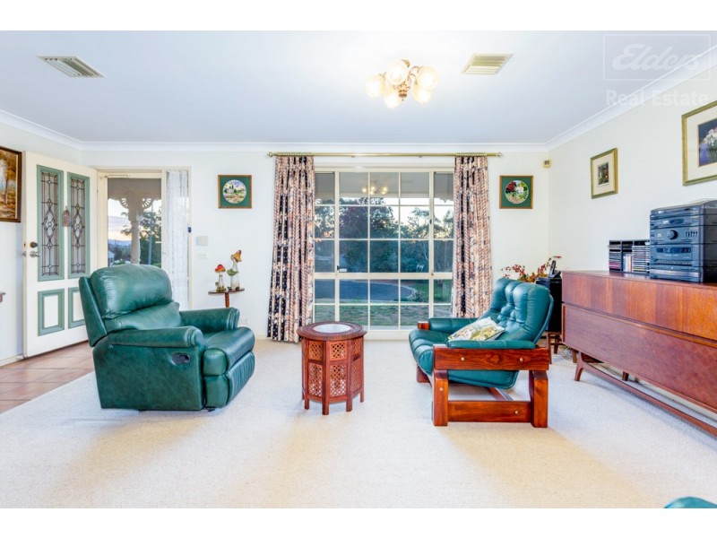 3 Tasker Place, Jerrabomberra NSW 2619