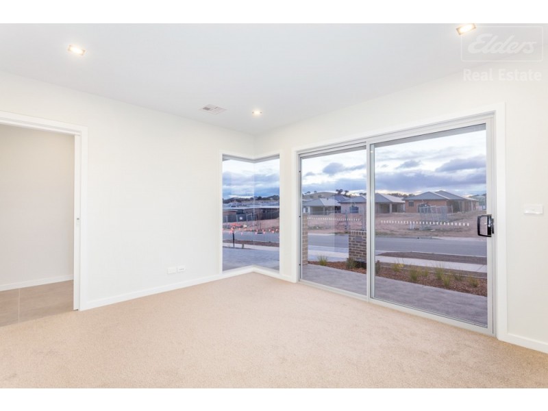 25 Rosa Street, Googong NSW 2620