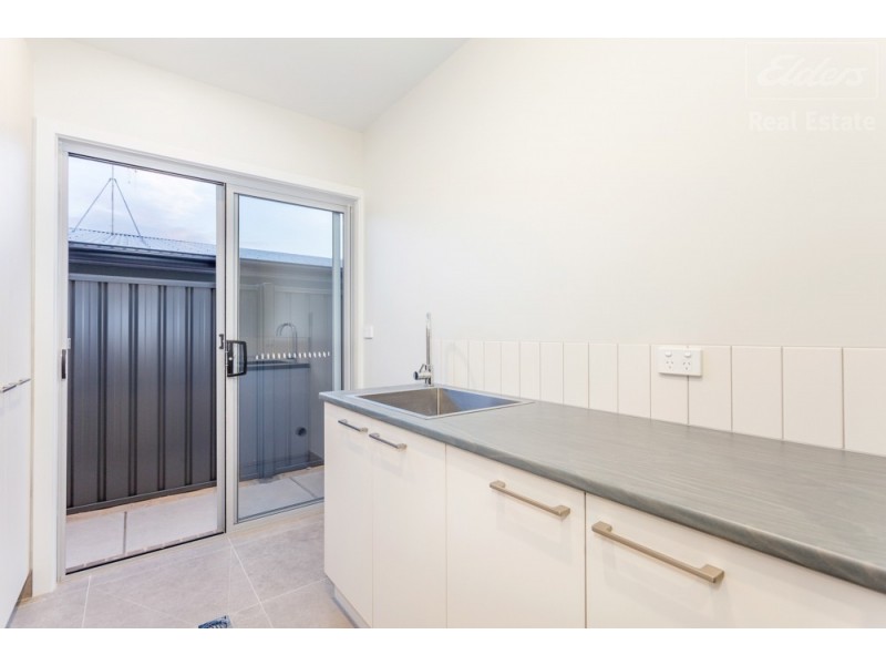 25 Rosa Street, Googong NSW 2620