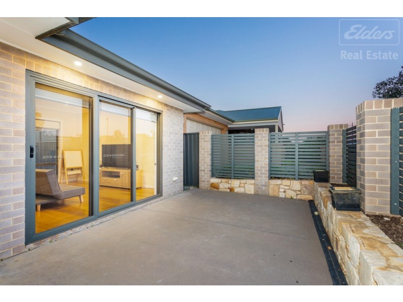 9 Hearne Street, Googong NSW 2620