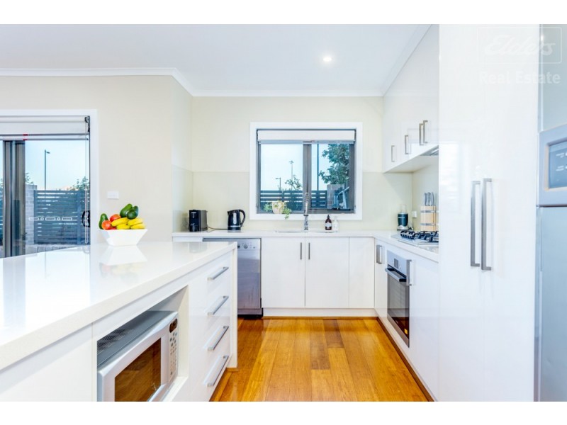 9 Hearne Street, Googong NSW 2620