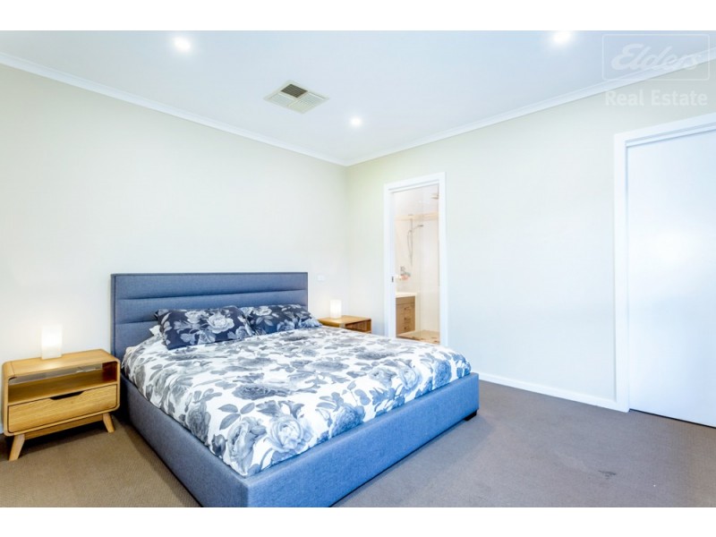 9 Hearne Street, Googong NSW 2620