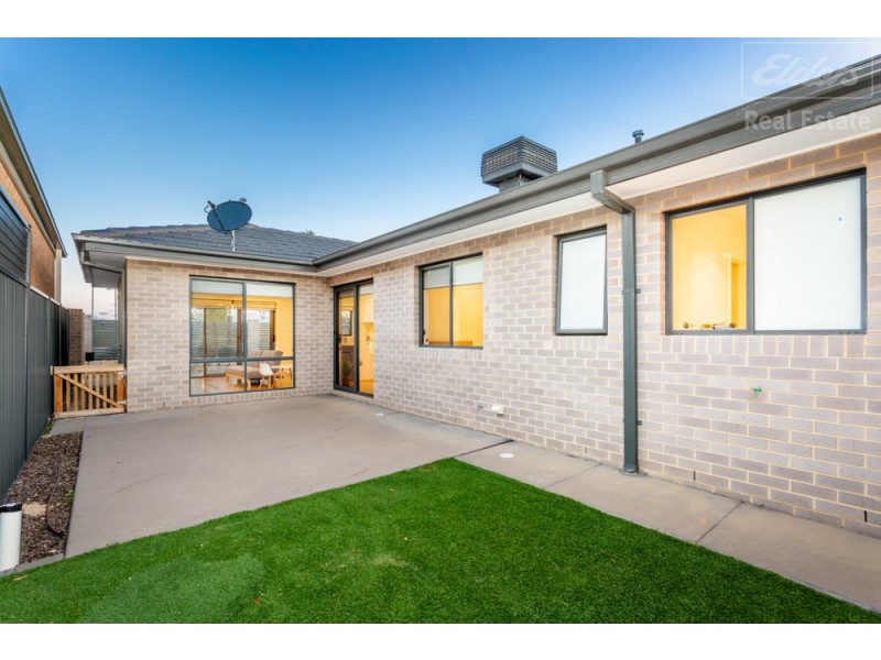 9 Hearne Street, Googong NSW 2620