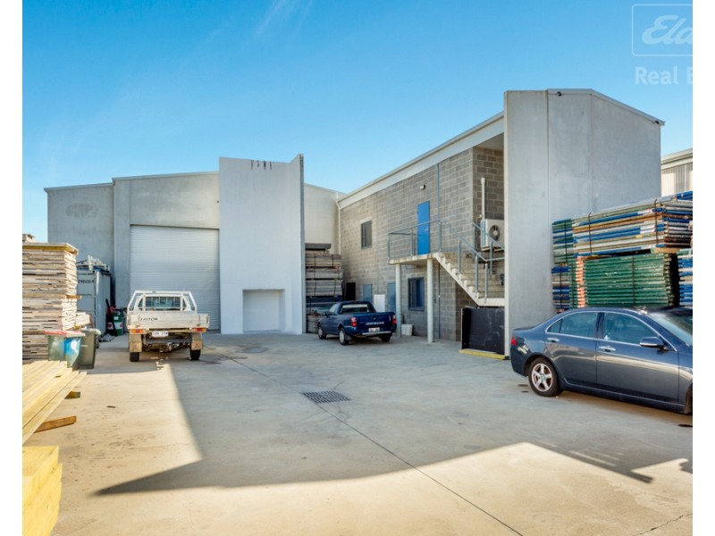 19 Endurance Avenue, Queanbeyan East NSW 2620