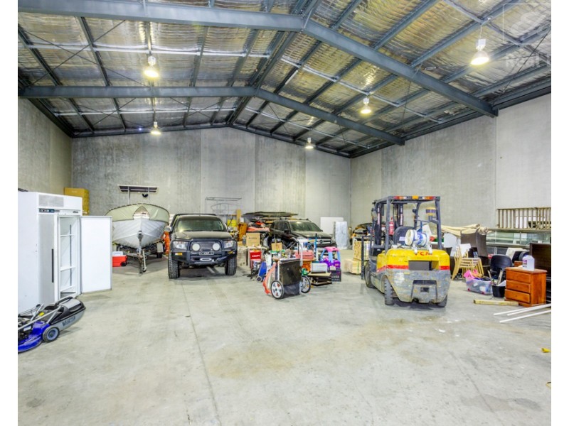 19 Endurance Avenue, Queanbeyan East NSW 2620