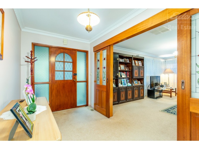 21 Cassinia Street, Crestwood NSW 2620