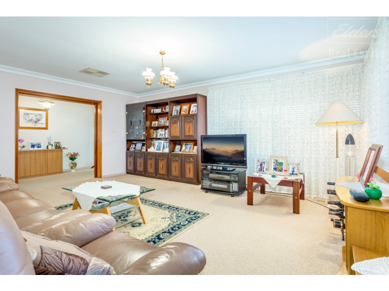 21 Cassinia Street, Crestwood NSW 2620