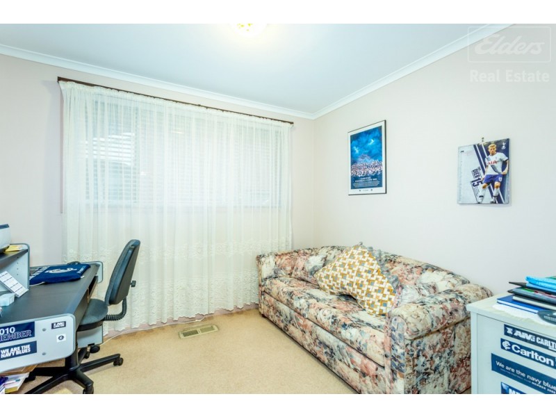 21 Cassinia Street, Crestwood NSW 2620