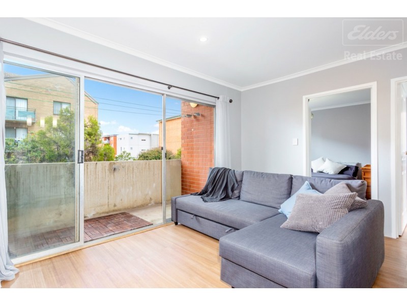 16/6-8 King Street, Crestwood NSW 2620