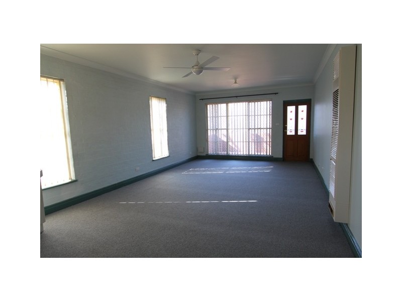 1/45 Isabella Street, Queanbeyan NSW 2620