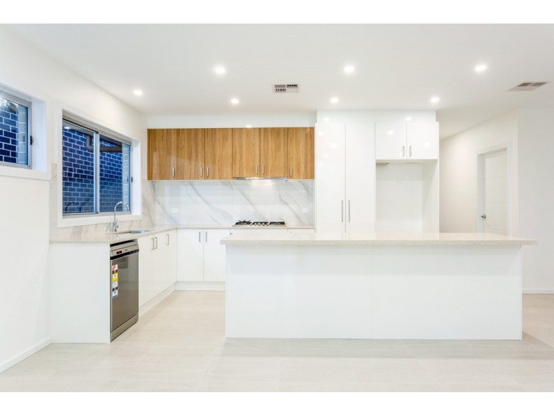 40 Zealie Bend, Googong NSW 2620